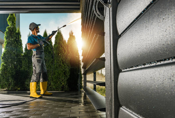 Animal Enclosure Cleaning in Benton Park, CA